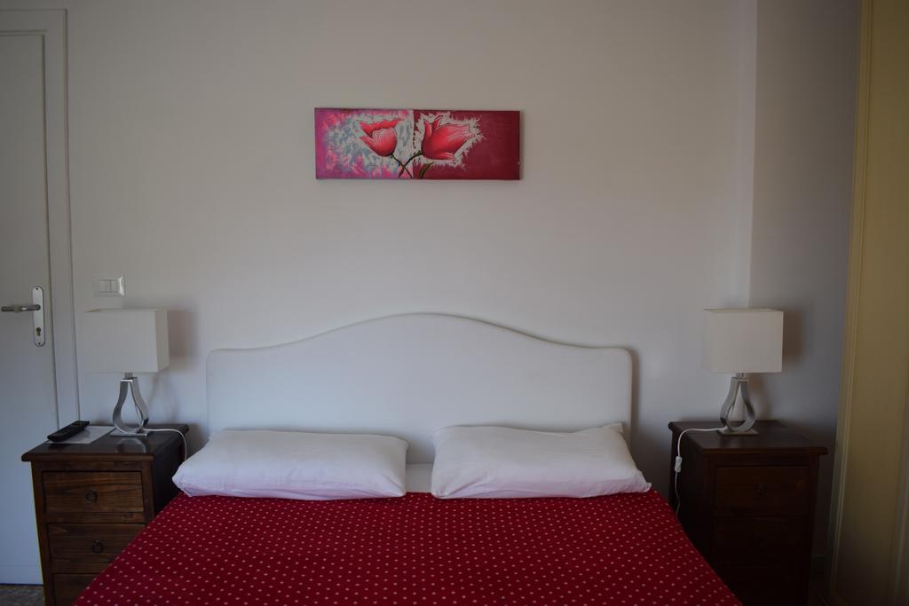 Guest House Liana Home Рим Екстериор снимка